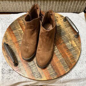 Faded Glory Elegant Brown Leather Ankle Boots. Women's Size 8 Fringe Detail